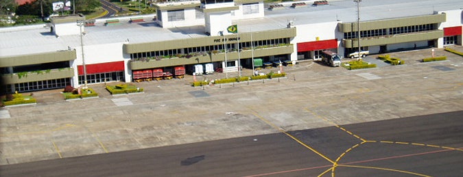 Aeroporto Internacional de Foz do Iguaçu / Cataratas (IGU) is one of Turismo e Locais em Foz do Iguaçu.