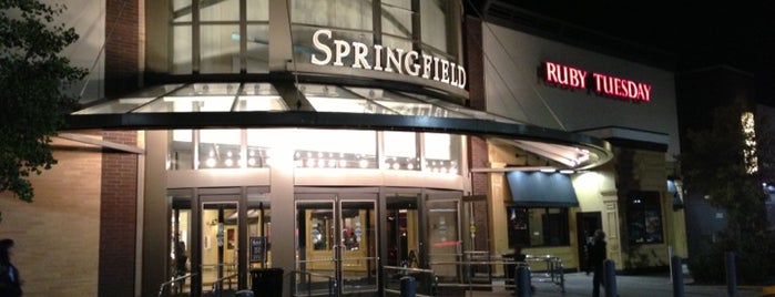 Springfield Mall is one of สถานที่ที่ Kevin ถูกใจ.