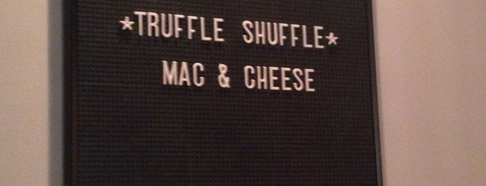 When Mac Met Cheese is one of London - fast food.