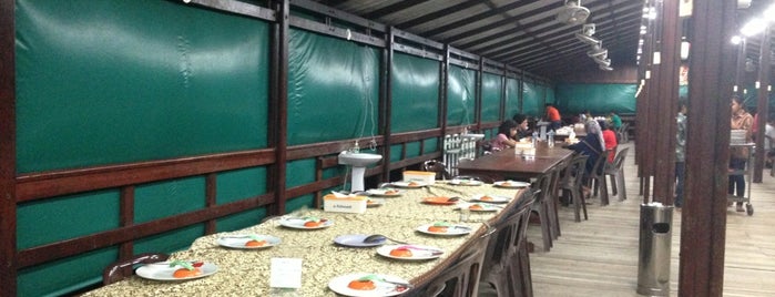Rezeki Seafood is one of Tempat yang Disukai A.