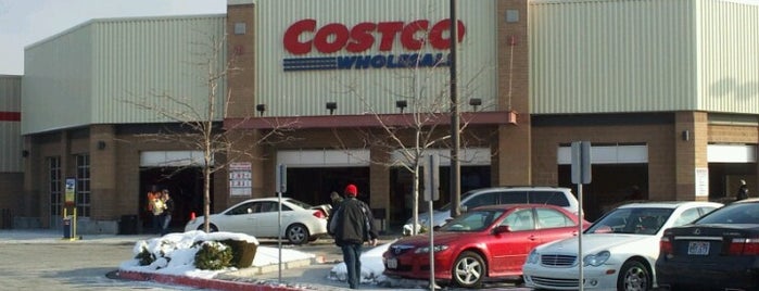 Costco is one of Tempat yang Disukai John.