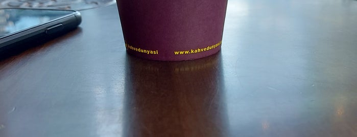 Kahve Dünyası is one of Kahve & Çay.