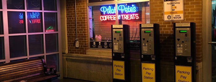 Pilot Pete's Coffee & Treats is one of Chicago.