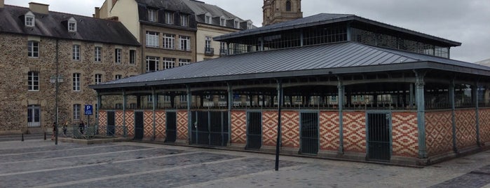 Place des Lices is one of Bretagne Historique.