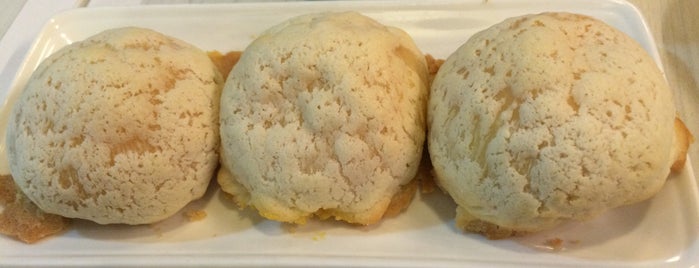 Mouth Restaurant 地茂馆 is one of Custard Buns.