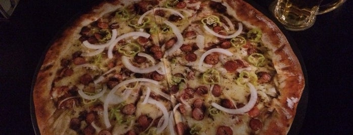 Fabbrica Di Pizza is one of Locais curtidos por Guilherme.