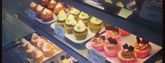 Muma's Cupcakes is one of Cafes y dulces.