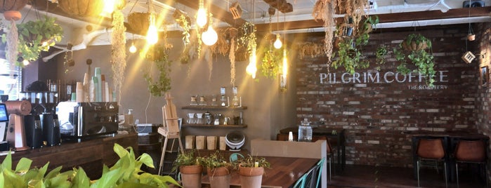 Pilgrim Coffee is one of Dewy : понравившиеся места.