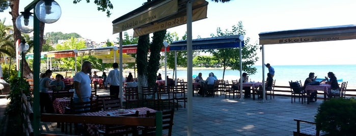 İskele Restaurant is one of Tempat yang Disukai Elif.