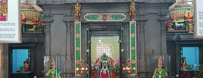 Mariamman Hindu Temple is one of Lieux qui ont plu à Phat.