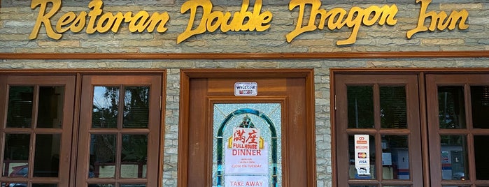 Restaurant Double Dragon Inn is one of Tempat yang Disukai Chee Yi.
