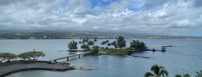 Castle Hilo Hawaiian Hotel is one of Big Island.