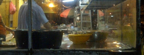 Roti Canai is one of @Kota Bharu,Kelantan #2.
