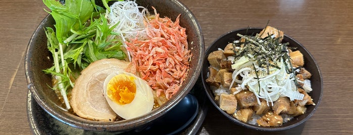 麺処 田ぶし 沼津店 is one of ラーメン 行きたい3.