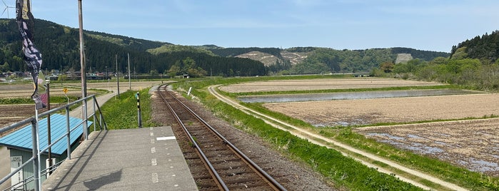 吉沢駅 is one of 由利高原鉄道とその周辺.