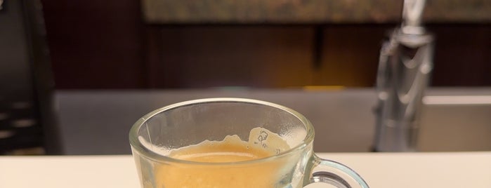 Boutique Nespresso is one of Я люблю....