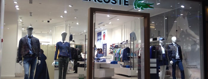 Lacoste is one of Annaさんのお気に入りスポット.