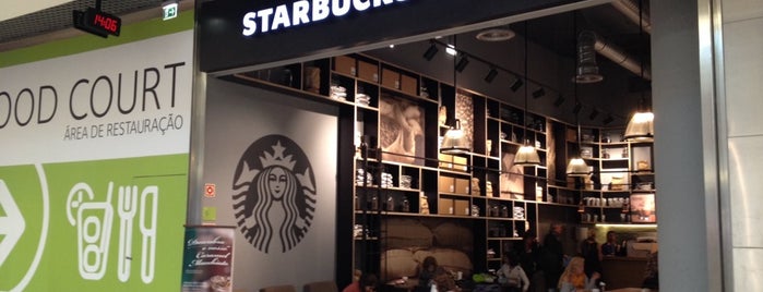 Starbucks is one of Матрёшки в Лиссабоне.