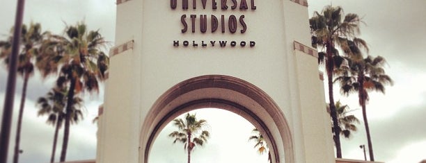 Universal Studios Hollywood is one of LA TODO.