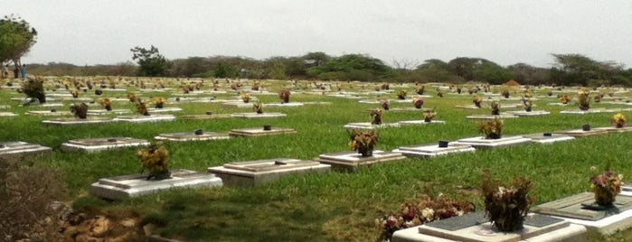 Parque Cementerio Jardines Santa Ana is one of Guide to Los Taques y Guanadito's best spots.