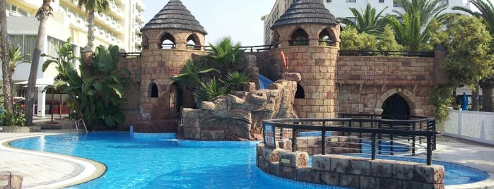 Lordos Beach Resort is one of Locais curtidos por Елена.