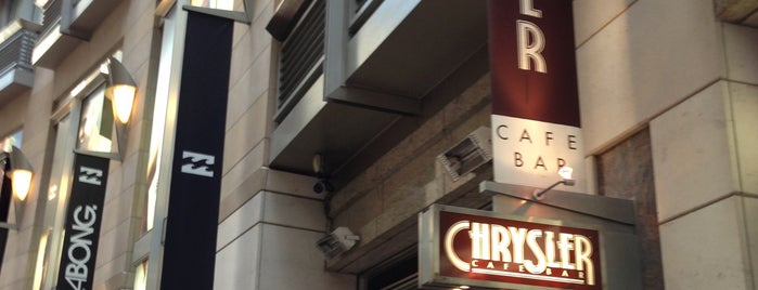 Chrysler Cafe & Bar is one of Locais curtidos por Raluca Bastucescu.