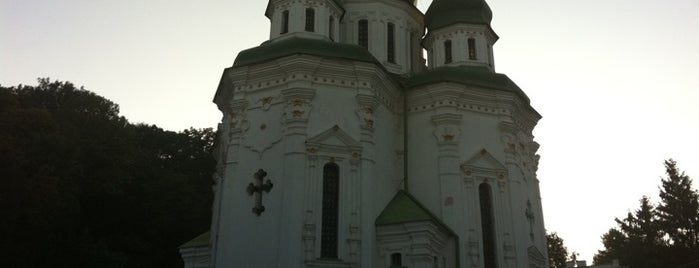 Зверинецкий пещерный монастырь is one of Святые места / Holy places.