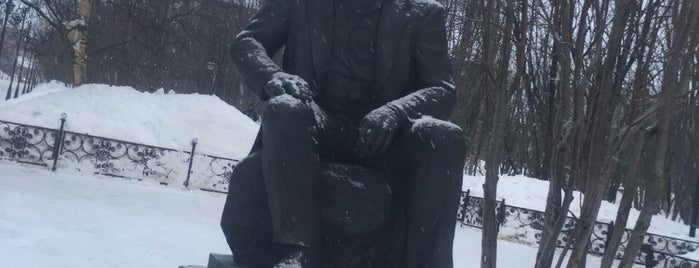 Памятник В.С. Пикулю is one of Dmitriyさんのお気に入りスポット.
