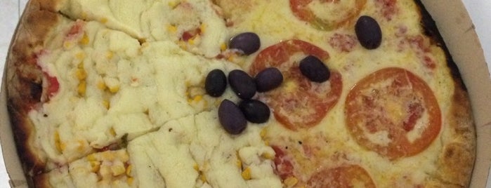 Pizzaria Adesso is one of Gastronomia.