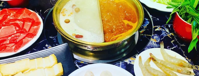 Little Lamb Mongolian Hot Pot Baniyas 小尾羊蒙式火鍋 is one of Dubai Food 5.