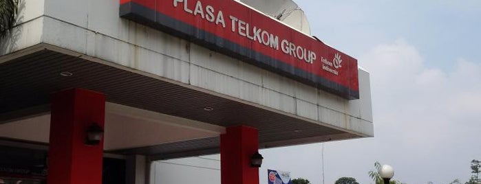 Plaza Telkom Cibinong is one of Operator Telekomunikasi Indonesia.