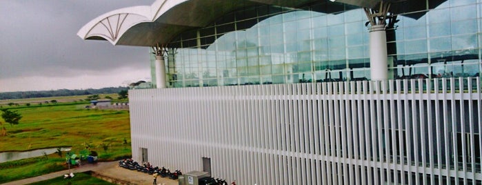 Kualanamu International Airport (KNO) is one of Airport or Bandara Udara di Indonesia.