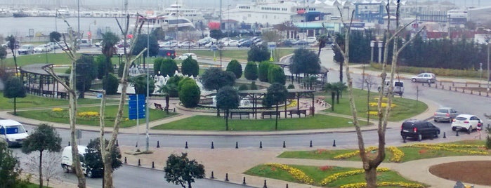 Sahil Meydanı is one of Sevdigim yerler :).