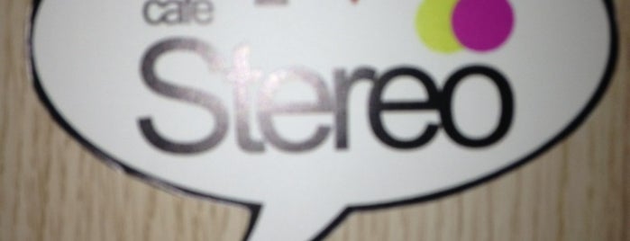 Stereo Cafe is one of Max 님이 좋아한 장소.