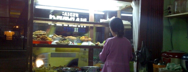 Pondok Ayam Bakar Lierboyo is one of Makanan BINUS Only.