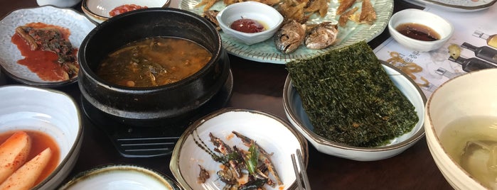 굴비마을 is one of Dan 님이 좋아한 장소.