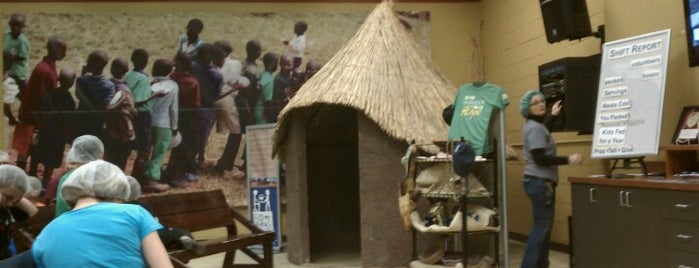 Feed My Starving Children is one of Lugares favoritos de Shelly.