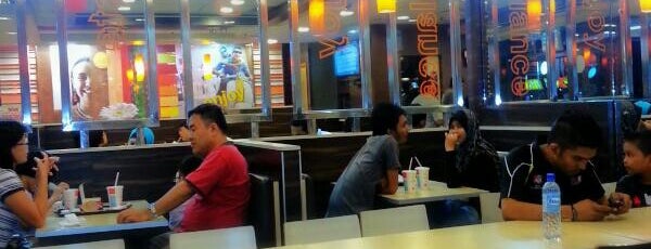 McDonald's Dessert Centre is one of Makan @ Utara,MY #13.