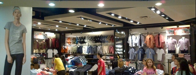 Giordano is one of Must-visit Clothing Stores in Pekanbaru.