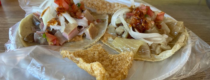 El Lechon De Oro is one of Tacos.
