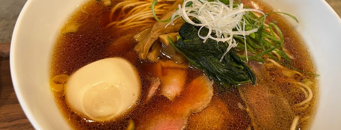 Ramen Quattro is one of たべたらーめんそのに.