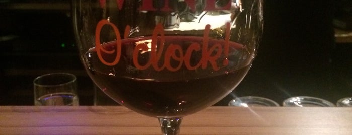 Wine O'Clock is one of СПб. Винные бары.