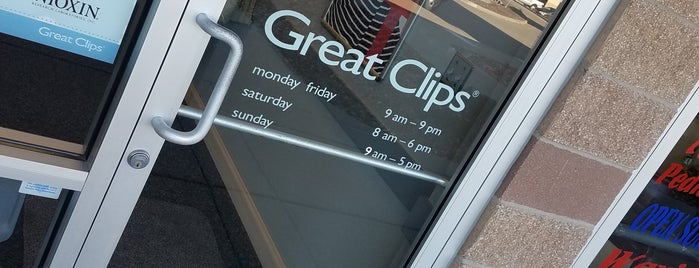 Great Clips is one of Signage.