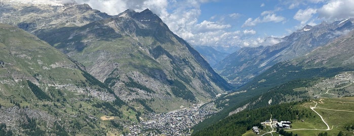 Riffelhaus 1853 is one of Zermatt.