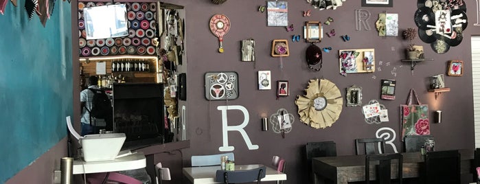 Rcaffé Coffee Shop is one of Cape Town.