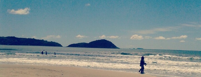 Praia da Pinheira is one of Imbituba.