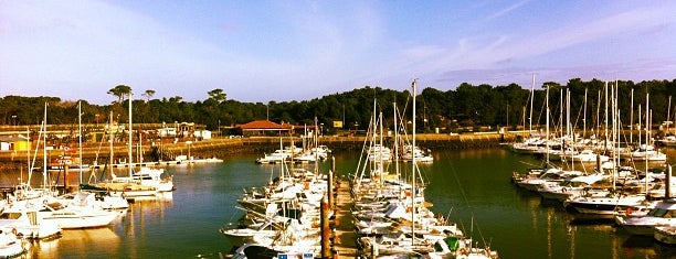 Port de Capbreton is one of สถานที่ที่ Jules ถูกใจ.