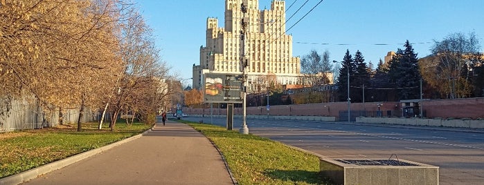 Конюшковская улица is one of Там, где я был.