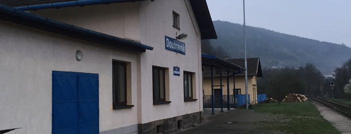 Železniční zastávka Doubravník is one of Železniční stanice ČR: Č-G (2/14).