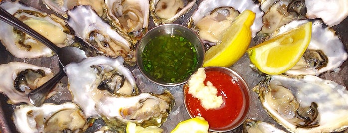 EMC Seafood And Raw Bar is one of Los Angeles.